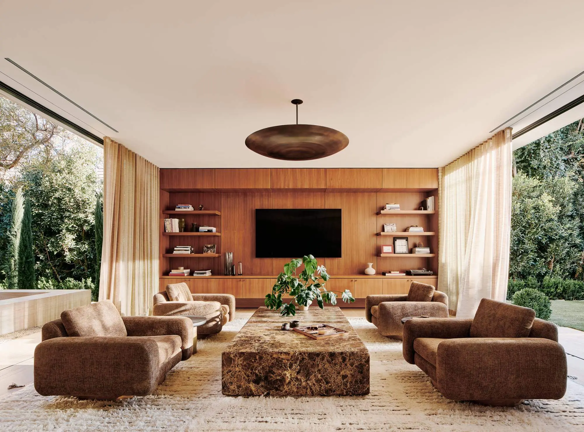 Woods + Dangaran organises Twentieth house around olive tree — Dezeen